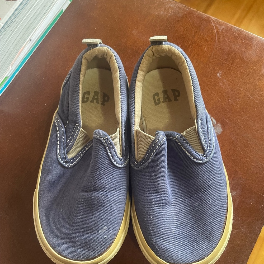 GAP Kids Navy Canvas Slip-On Sneakers with Cream Sole